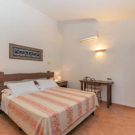 Ala Birdi 150mt From The Beach - Happy